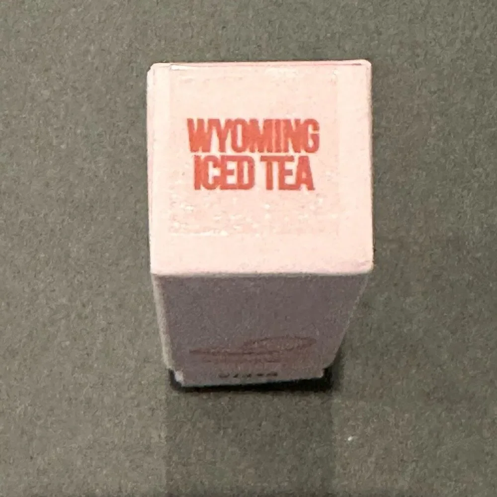 Jeffree Star *NEW* lipstick “WYOMING ICED TEA” Velvet Trap full size